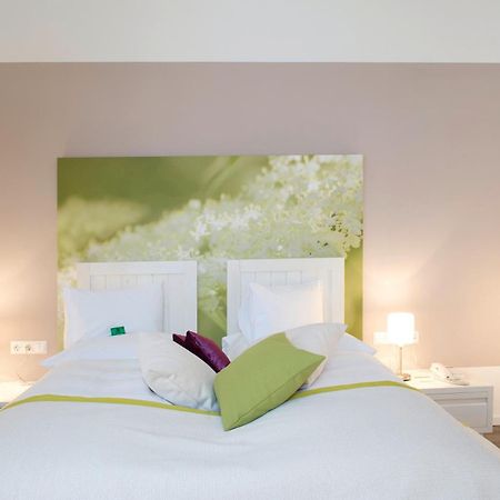 Hotel Holunderhof Лиенц Екстериор снимка