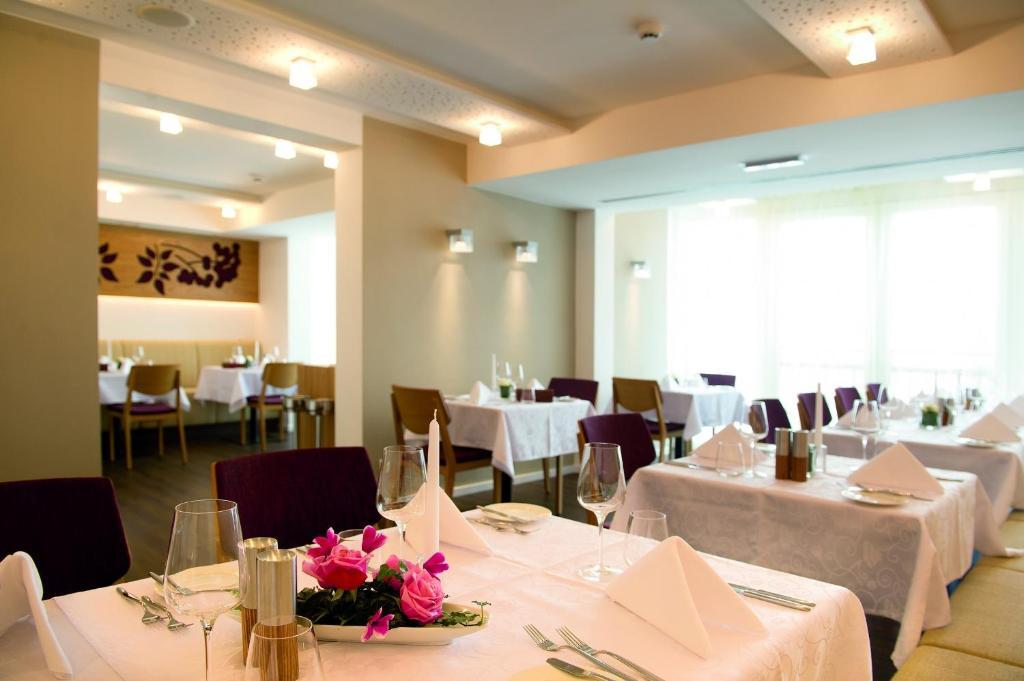 Hotel Holunderhof Лиенц Екстериор снимка
