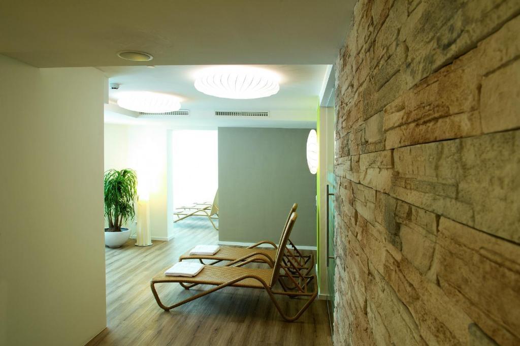 Hotel Holunderhof Лиенц Екстериор снимка