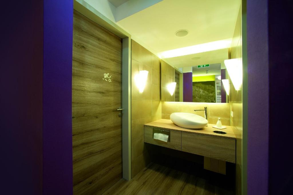 Hotel Holunderhof Лиенц Екстериор снимка